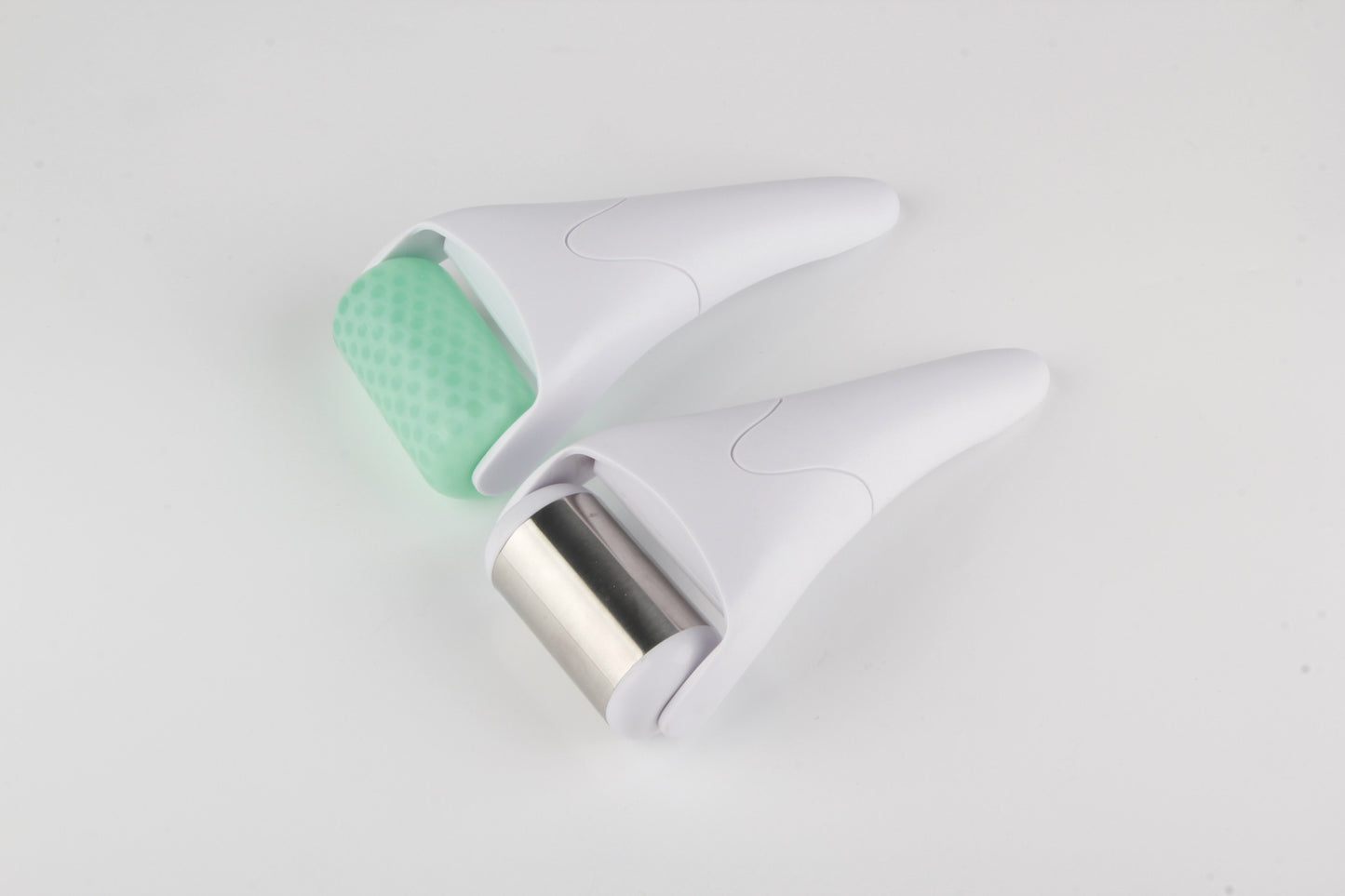GlowLuxe™ Cooling Ice Roller
